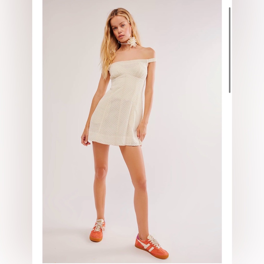 Free People Berry Kiss Mini Dress in Ivory -M NWT